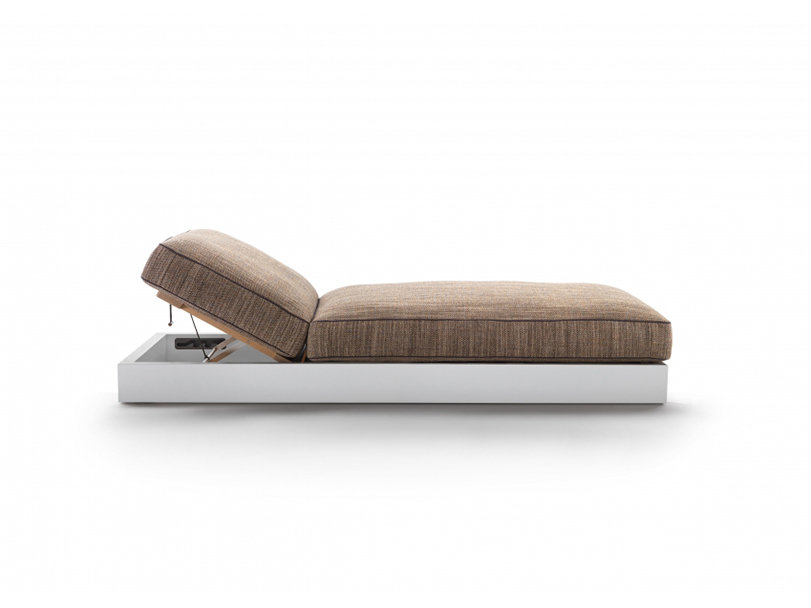 Flexform Freeport Chaise Longue Daybed