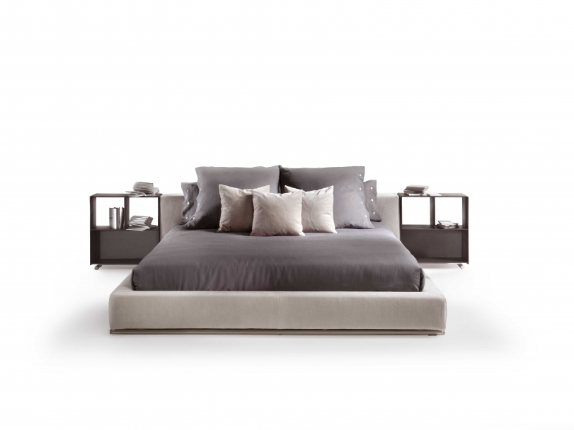 Flexform Groundpiece Bed