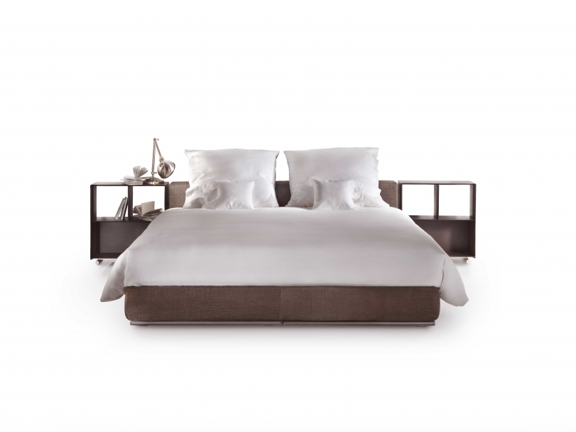 Flexform Groundpiece Slim Bed