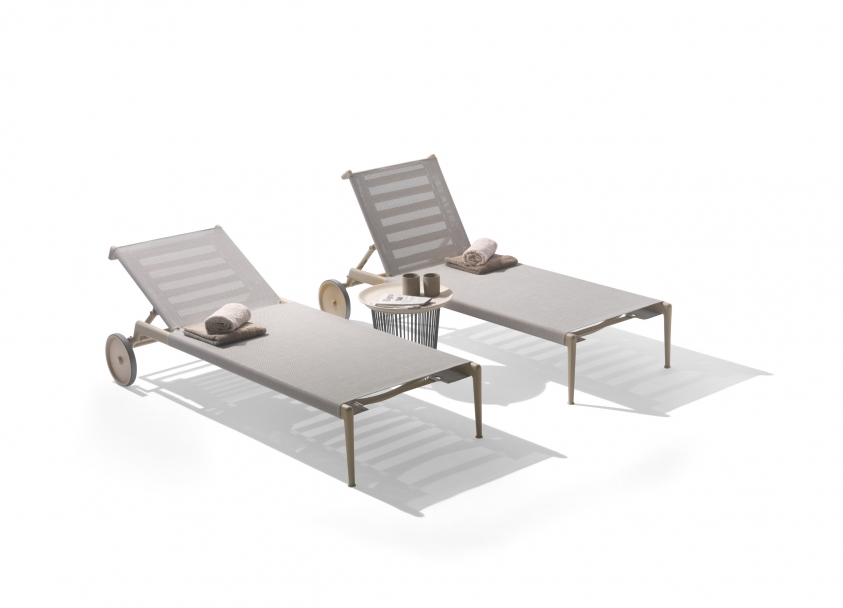 Flexform Atlante Light Chaise Longue Daybed