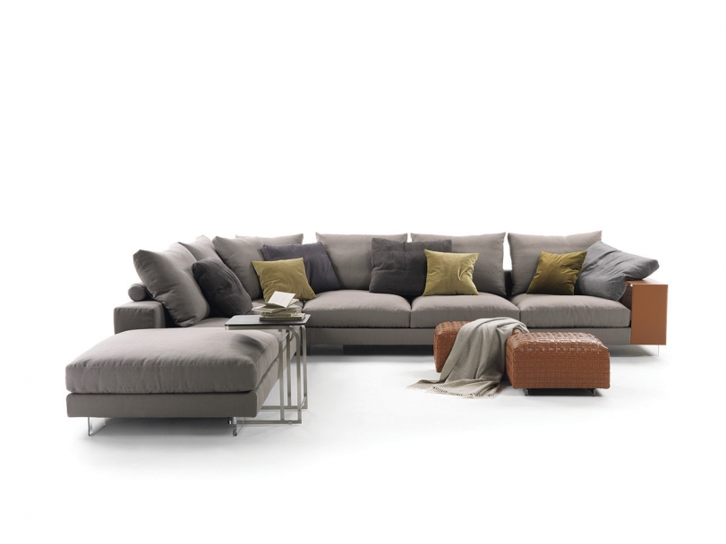 Flexform Lightpiece Sofa