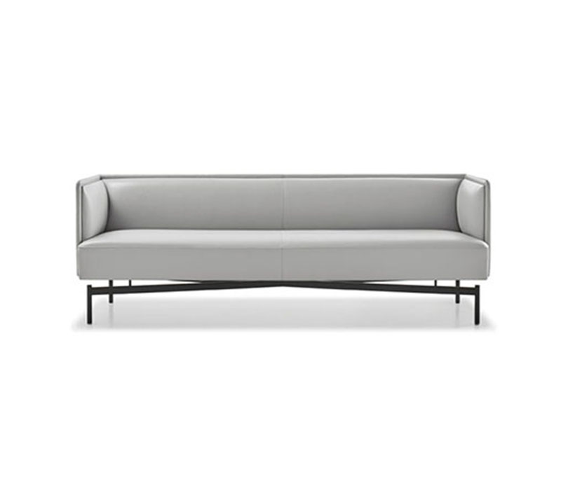 Bernhar*t Finale Sofa