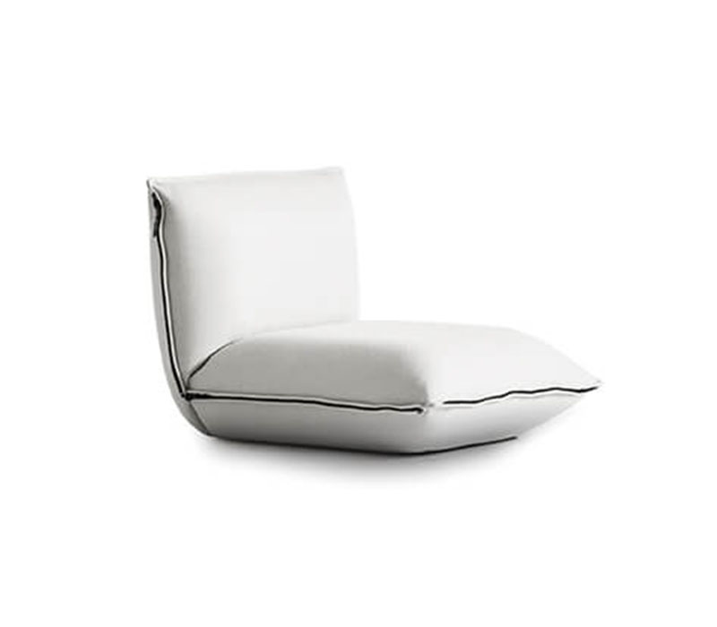 Bernhar*t Zip Chair