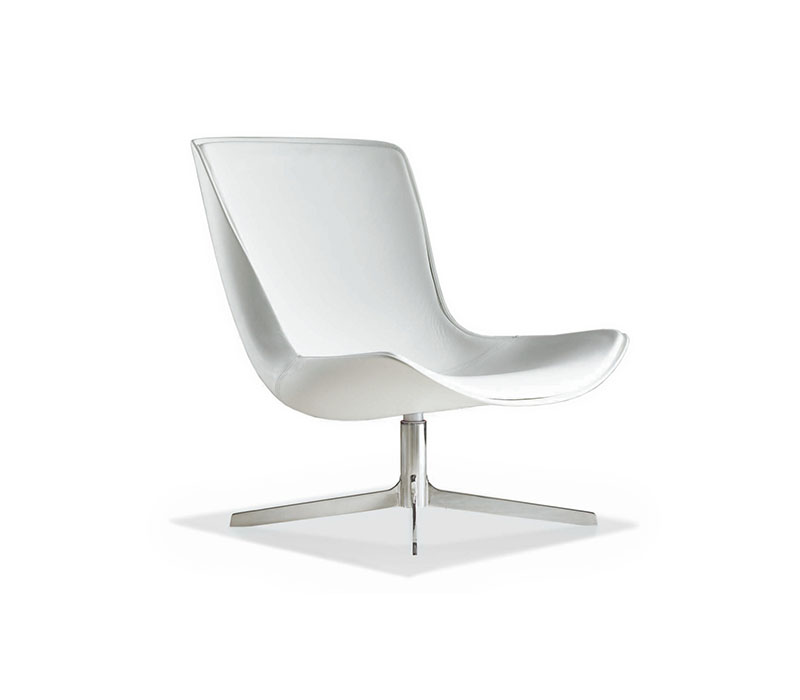 Bernhar*t Vika Chair