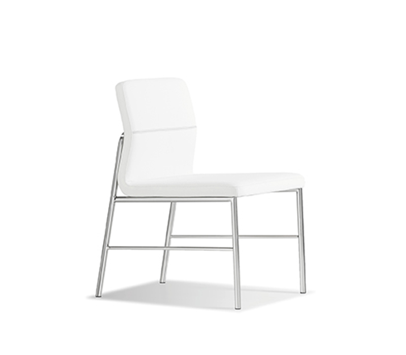 Bernhar*t Avant Chair