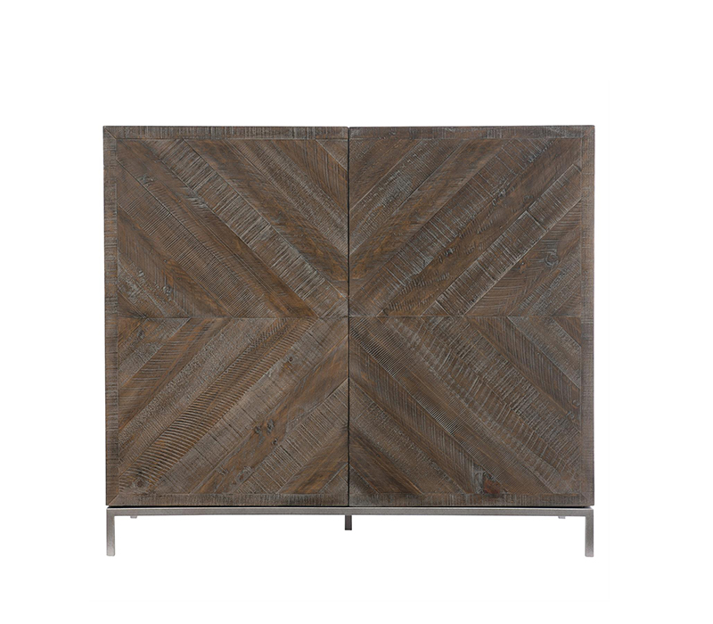 Bernhar*t Parkside Bar Cabinet